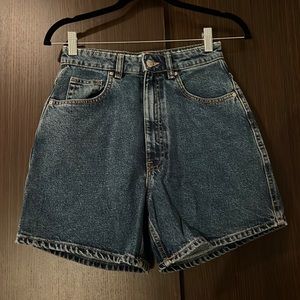 High waist dark wash shorts
